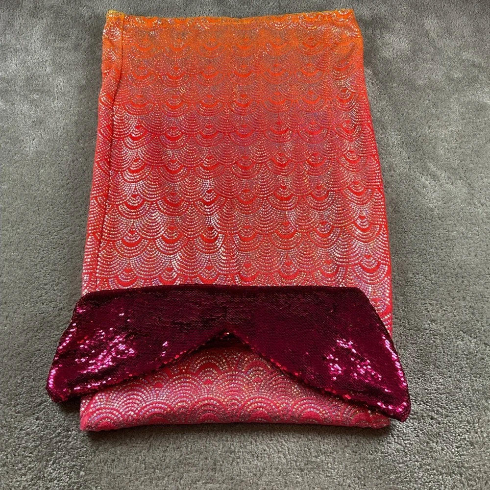 Mermaid Tail Blanket Wearable Cozy Fleece Sequin‎ Orange Pink Fun Throw
